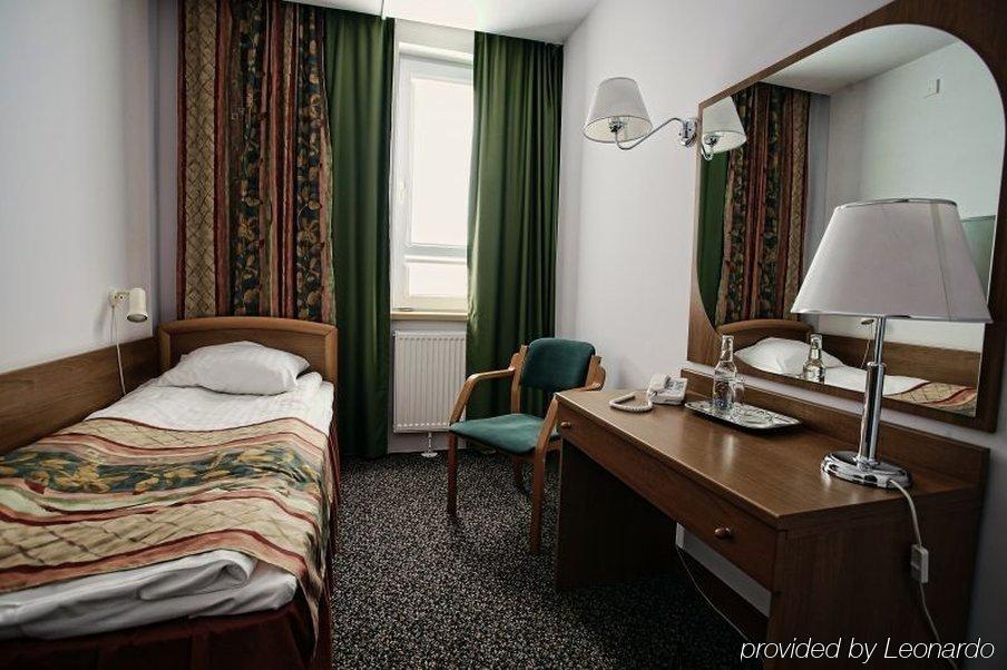 Hotel Victoria Lublin Ruang foto